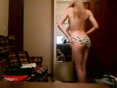 Hot girl strips off her hot bra on live webcam